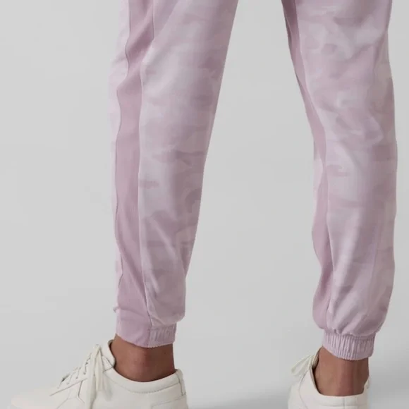 Athleta Brooklyn Lined Camo Jogger, NWT, Purple, size 12 - Picture 6 of 9